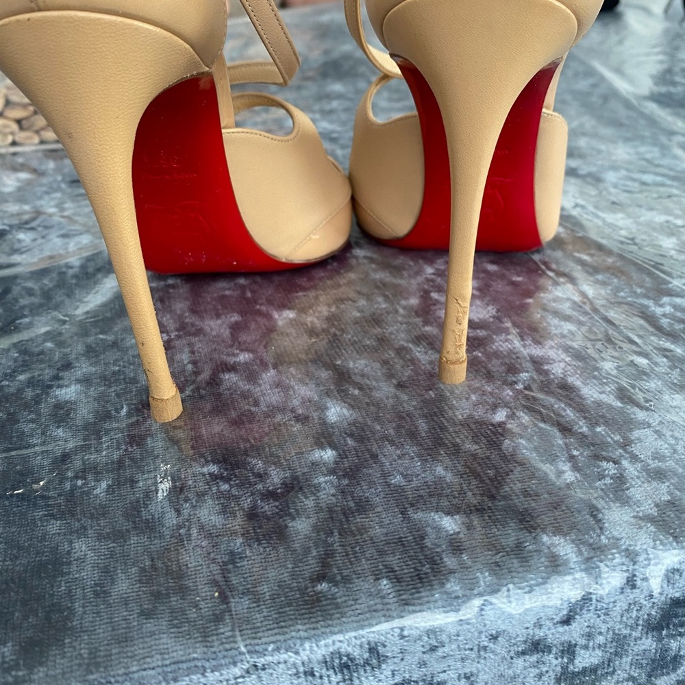 Christian louboutin shoes - Picture 7 of 9